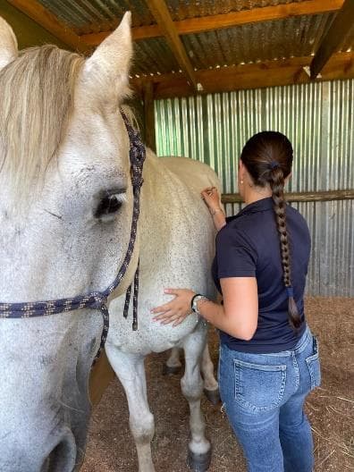 BSET students in field